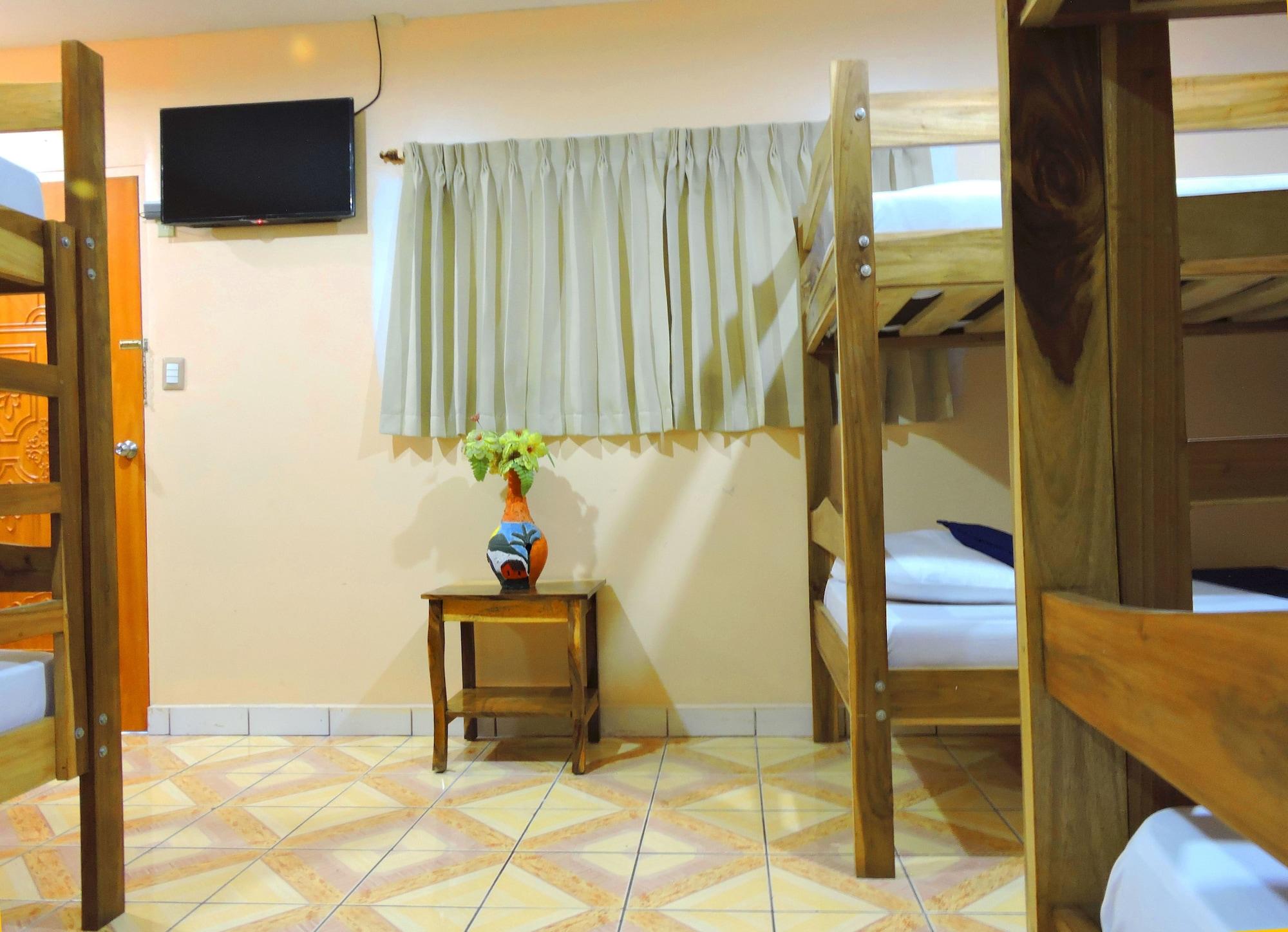 Hotel Xolotlan Managua Buitenkant foto