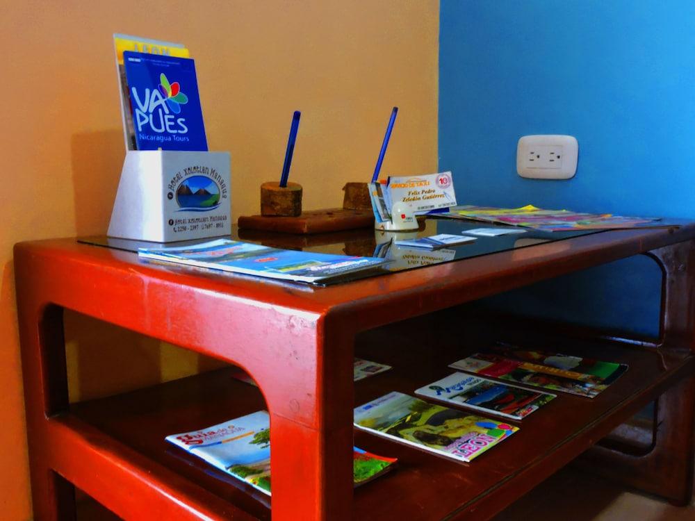 Hotel Xolotlan Managua Buitenkant foto